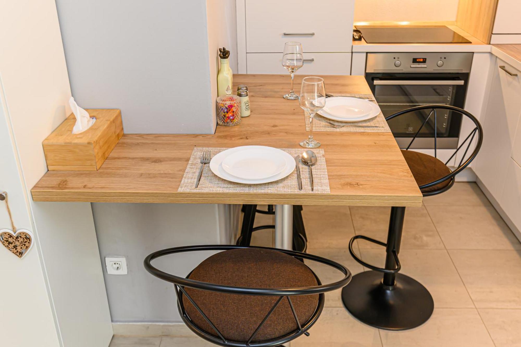 Jad - Luxury 3 Rooms & 2 Rooms Apartments In Kasper, Near Coresi Mall บราชอฟ ภายนอก รูปภาพ