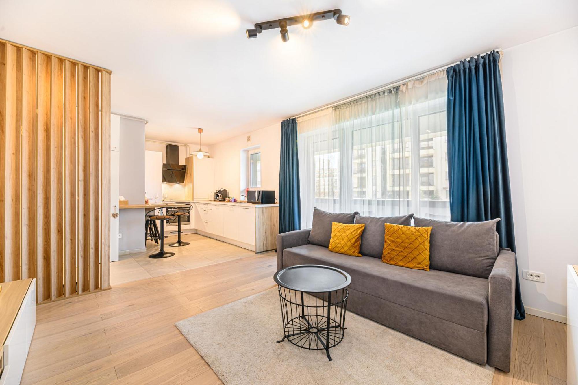 Jad - Luxury 3 Rooms & 2 Rooms Apartments In Kasper, Near Coresi Mall บราชอฟ ภายนอก รูปภาพ