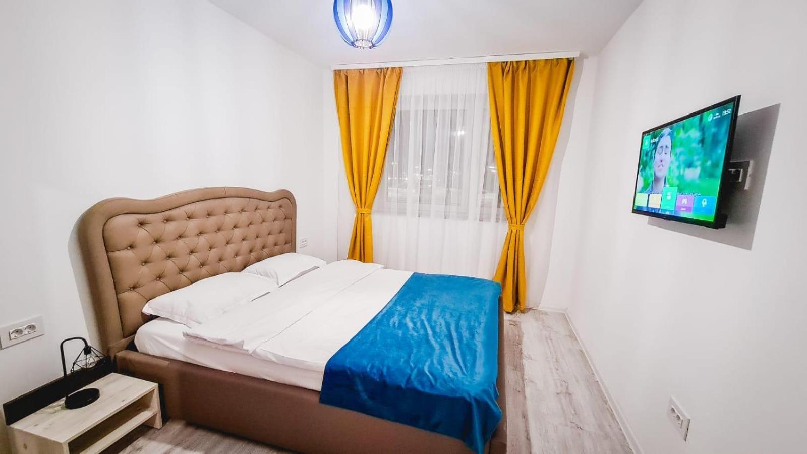 Jad - Luxury 3 Rooms & 2 Rooms Apartments In Kasper, Near Coresi Mall บราชอฟ ภายนอก รูปภาพ